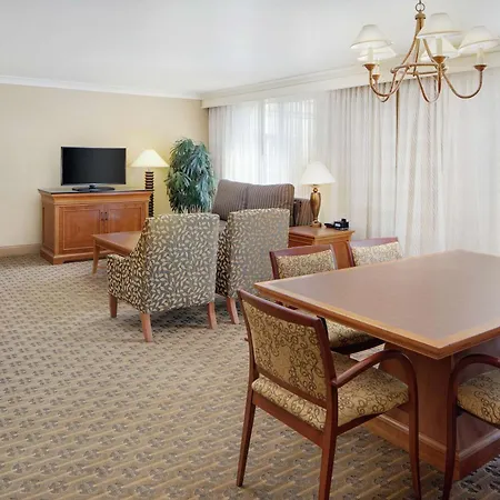 Hilton Seattle Airport & Conference Center-3